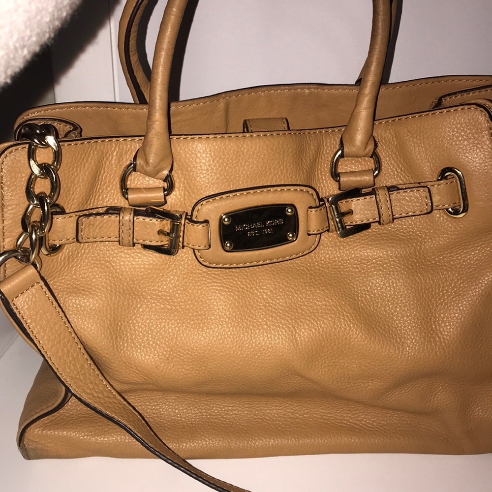 MICHAEL KORS Pebbled Leather Bag